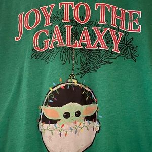 Target yoda shirt, green size XL